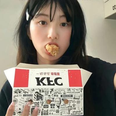 小亲亲海报